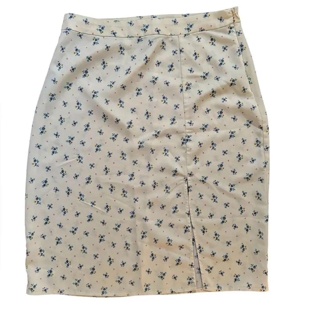 BCBG Max Azria Butter Yellow Floral Slit Skirt Sz 4 | Coquette Soft Girl Slip